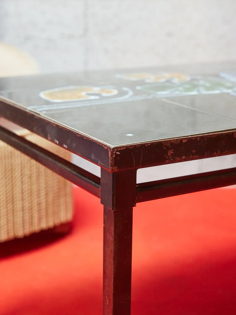 Donna, la table basse en céramique N°1024