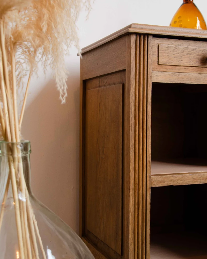 Odile, la table de chevet en marbre et bois N°1399