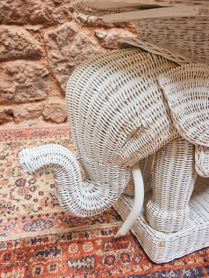 Alix, le porte-plantes Eléphant en osier N°1070