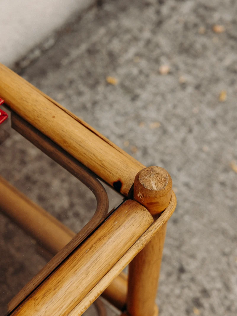Maïa, la paire de tables de chevet en pin massif et verre N°1511