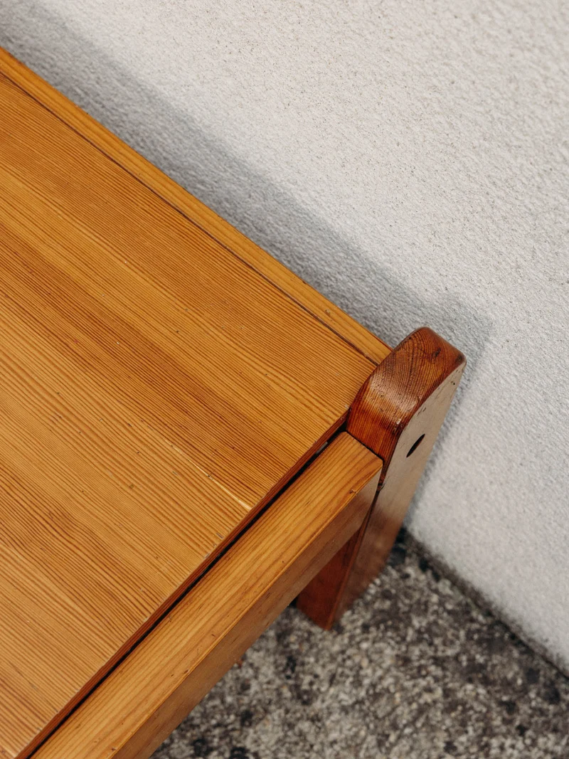 Léonie, la table basse en pin au style chalet N°1007