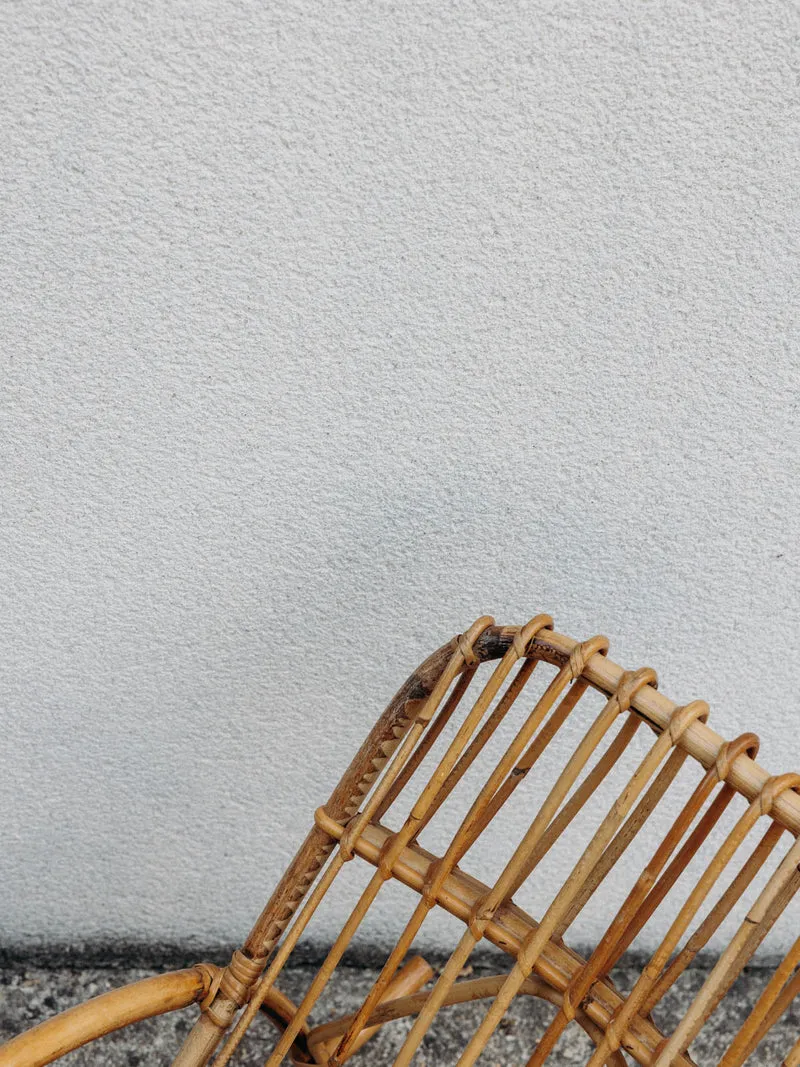 Marcus, le fauteuil pour enfant à bascule en rotin naturel N°323