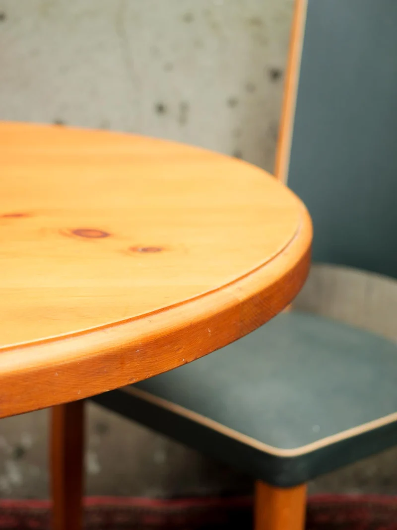 Romy, la table à manger ronde N°1418