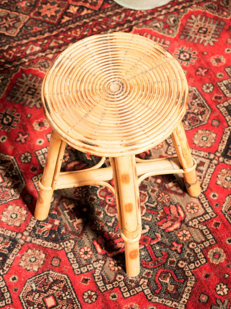 Regis, le tabouret en rotin N°1385
