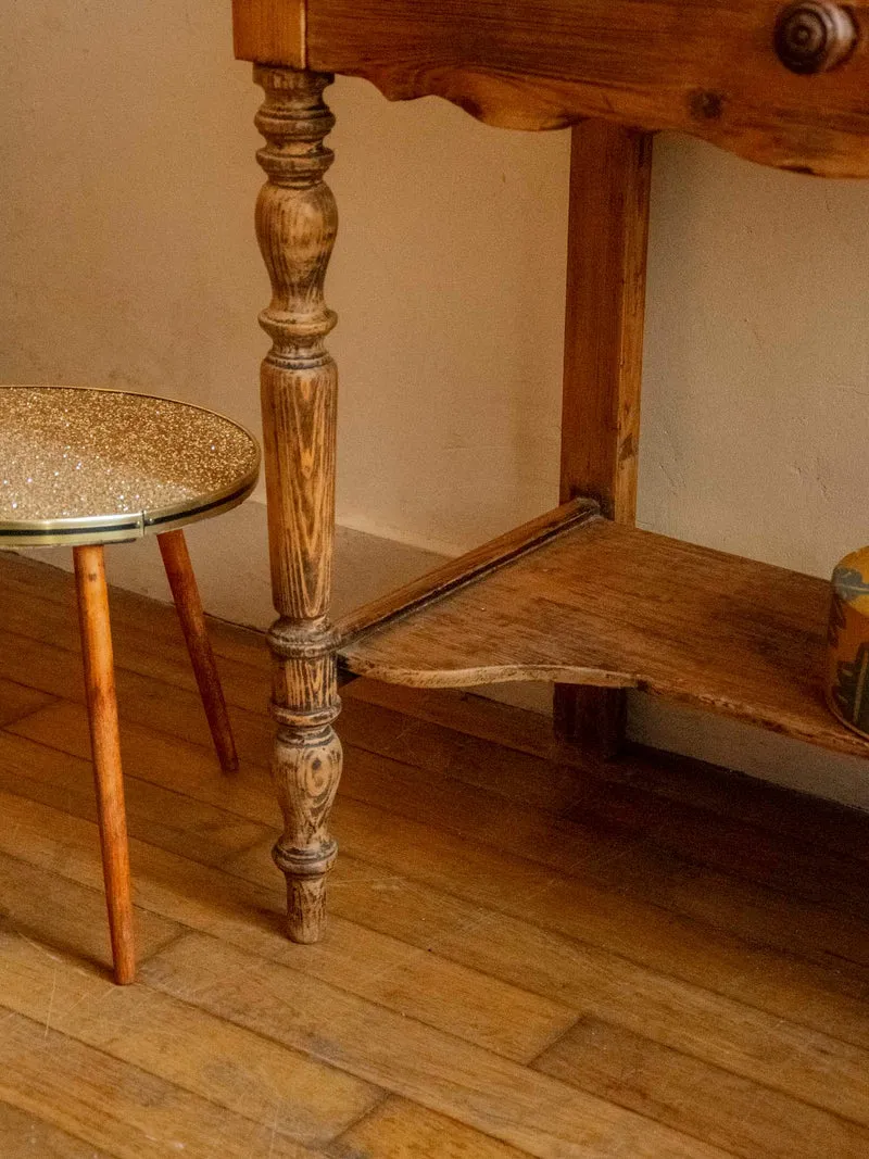 Louise, la coiffeuse ancienne restaurée N°309