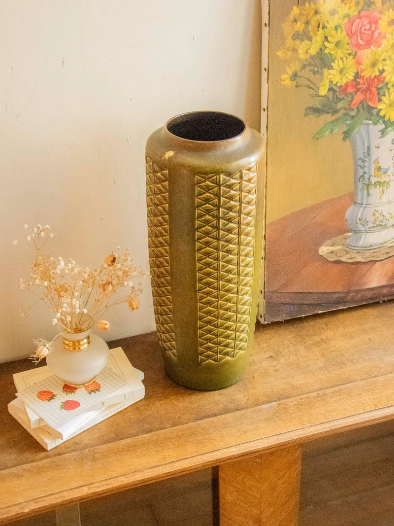 Edmond, le long vase à motifs géométriques N°179