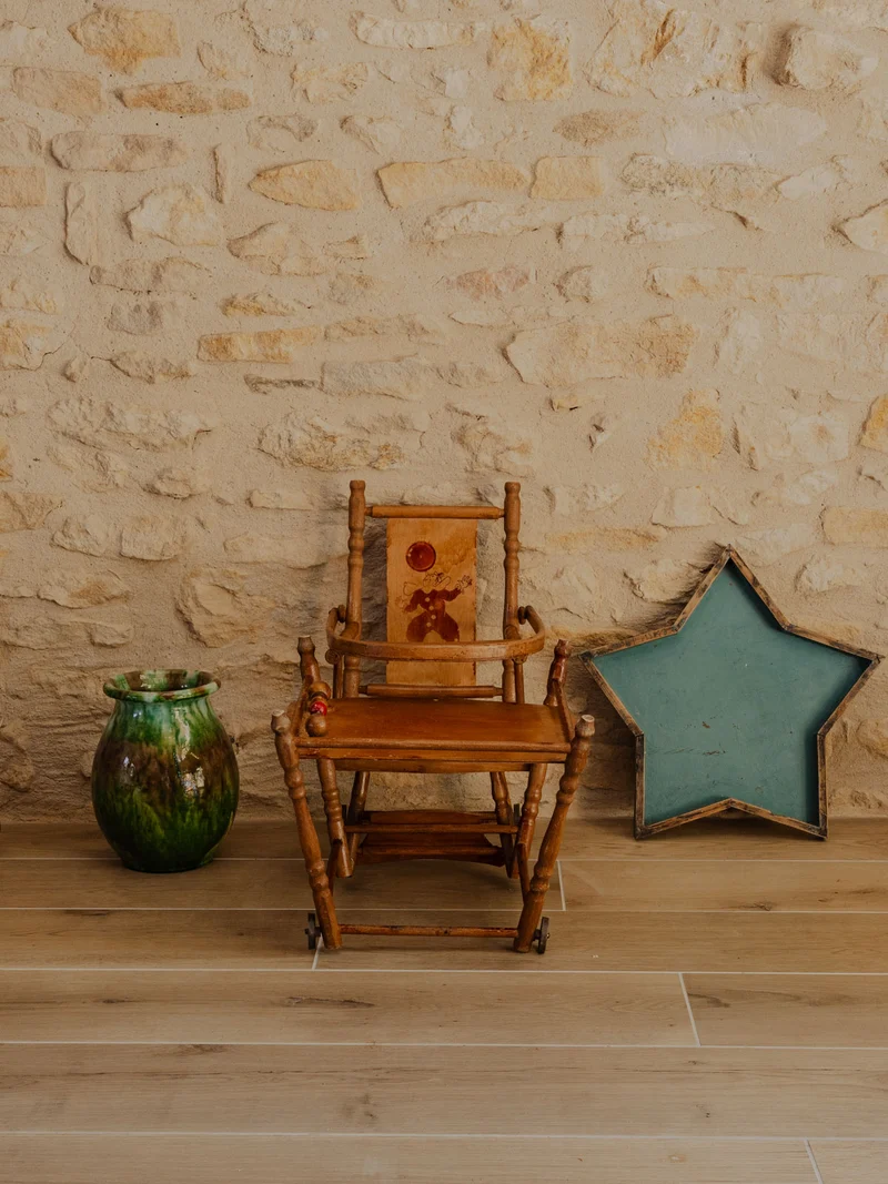 Alix, la chaise pour poupée en bois N°1059
