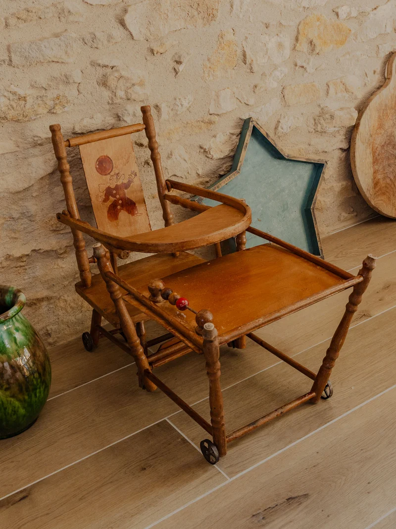 Alix, la chaise pour poupée en bois N°1059