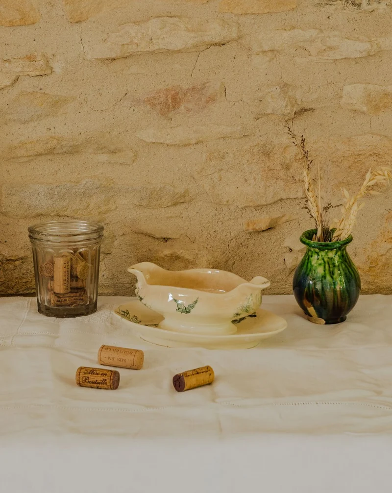 Nestor, la saucière en faïence et porcelaine N°651