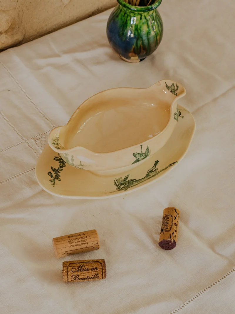 Nestor, la saucière en faïence et porcelaine N°651