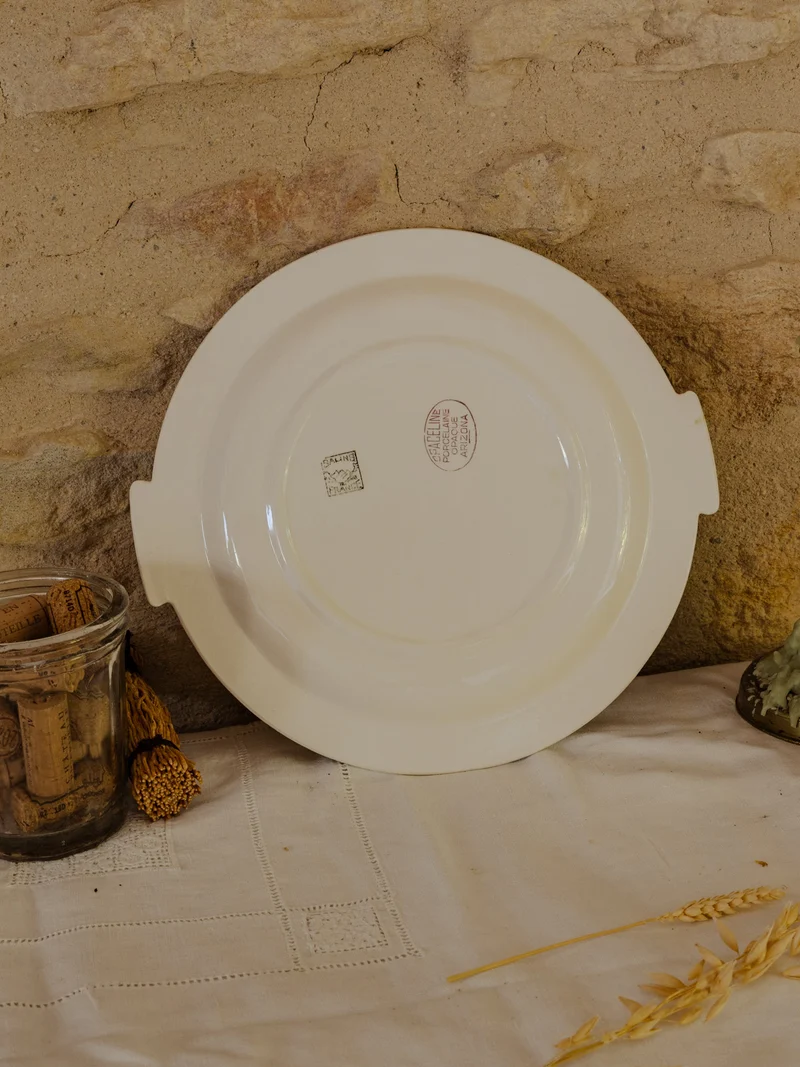 Nestor, le plat à gâteaux en porcelaine N°667