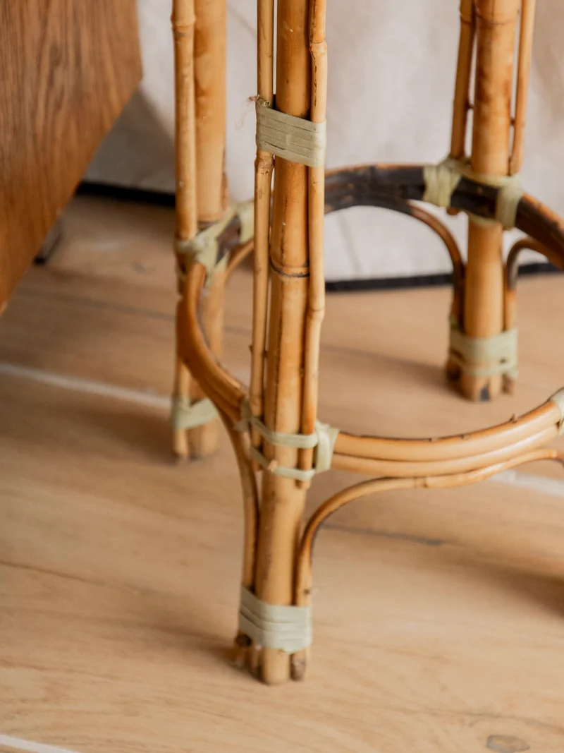 Ariel, le porte-plante en bois clair et rotin N°514