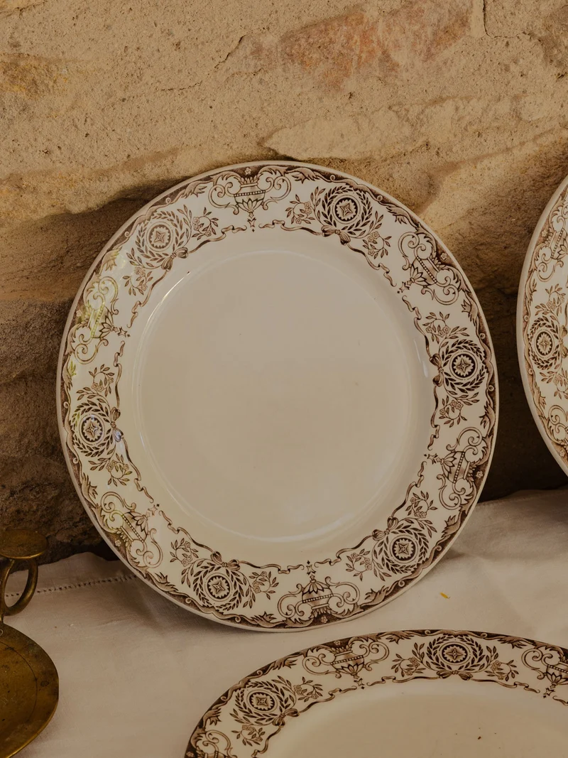 Antoinette, le lot de 4 assiettes en faïence N°306