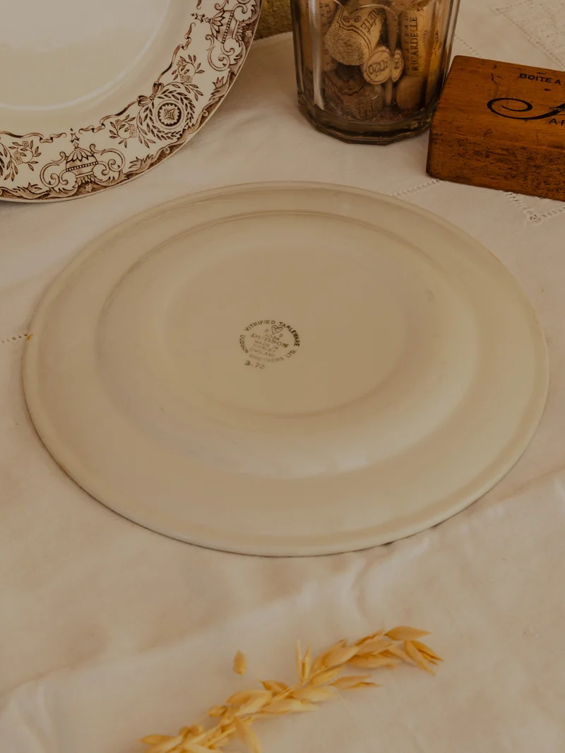 Antoinette, le lot de 4 assiettes en faïence N°306