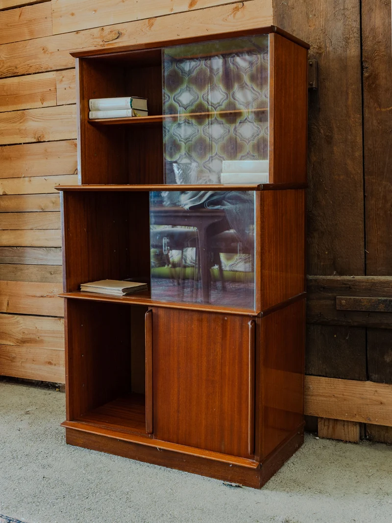 Victoria, la vitrine en bois et verre N°1273