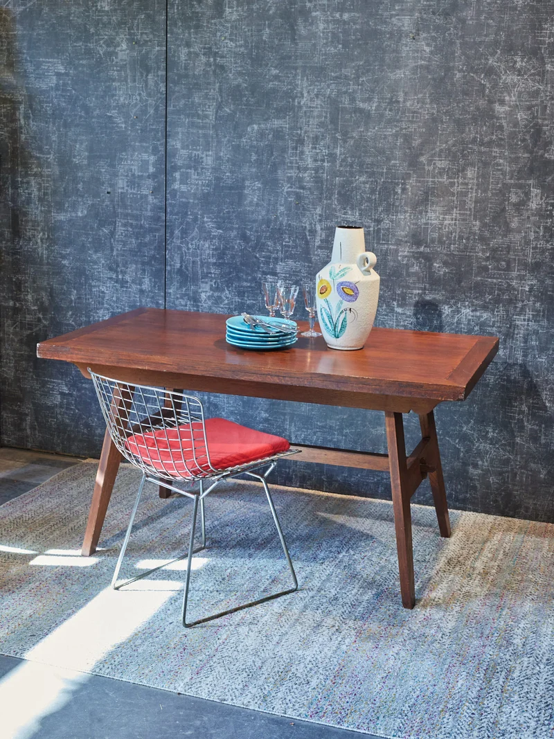 Romy, la table à manger en bois N°1399
