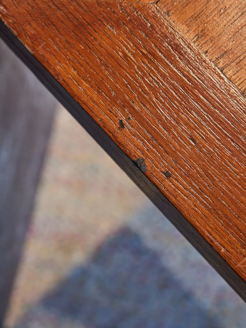 Romy, la table à manger en bois N°1399