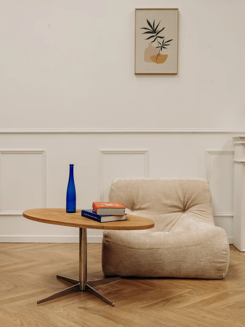 Edmond, le vase bleu Klein N°170