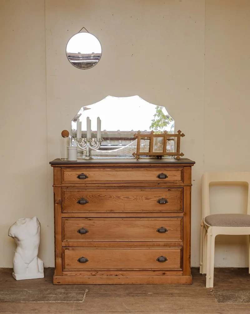 Garance, la commode en bois N°641