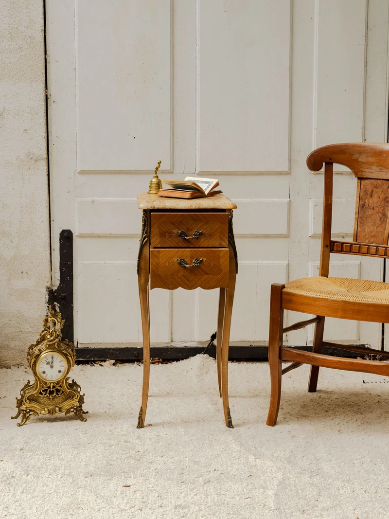 Francine, le meuble d'appoint en bois et marbre N°962