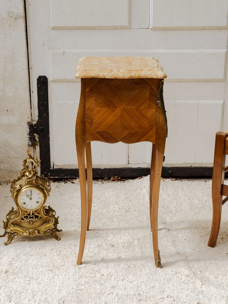 Francine, le meuble d'appoint en bois et marbre N°962
