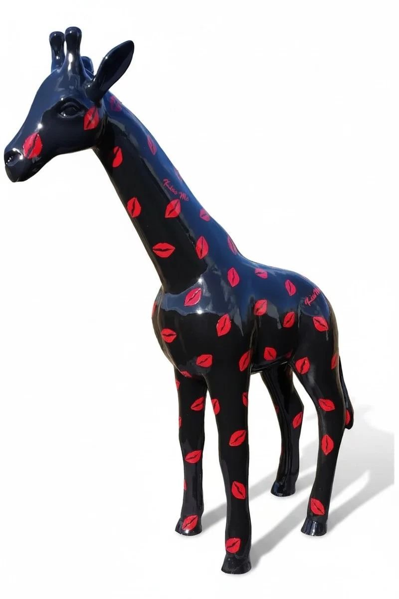 Casa Padrino Luxus Deko Skulptur Giraffe Kiss H. 115 cm - Riesige Gartenskulptur - Lebensgroße Skulptur - XXL Deko Skulptur - XXL Deko Figur