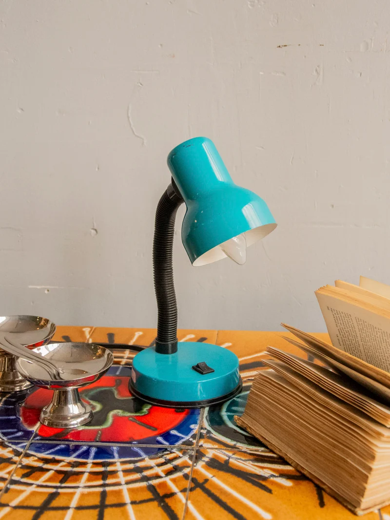 Julia, la lampe au style industriel bleu ciel N°913