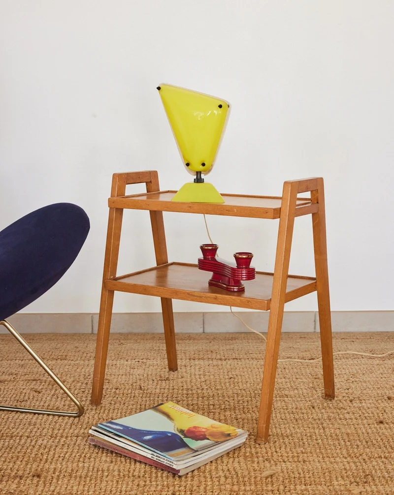 Hanna, la table d'appoint moderniste années 50 N°1356