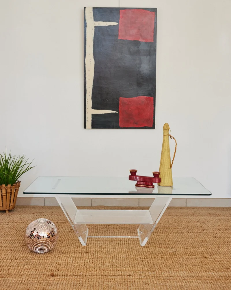 Donna, la table basse en plexiglass N°1000