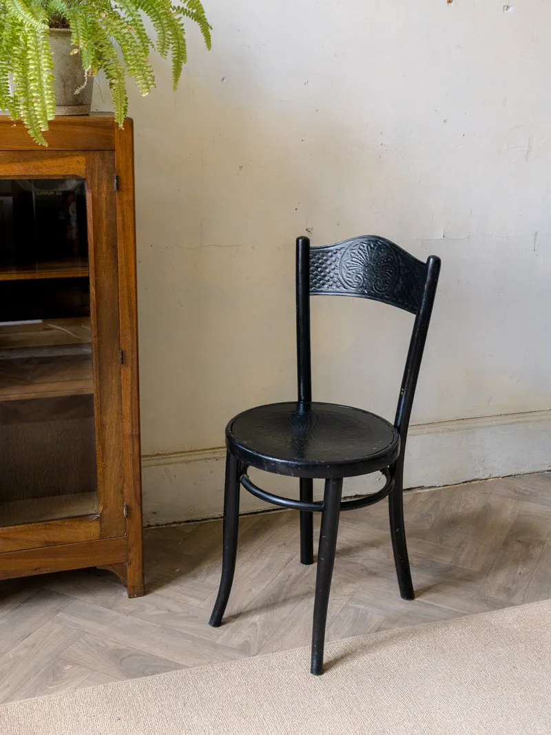 Claude, la chaise bistrot en bois vintage N°1310