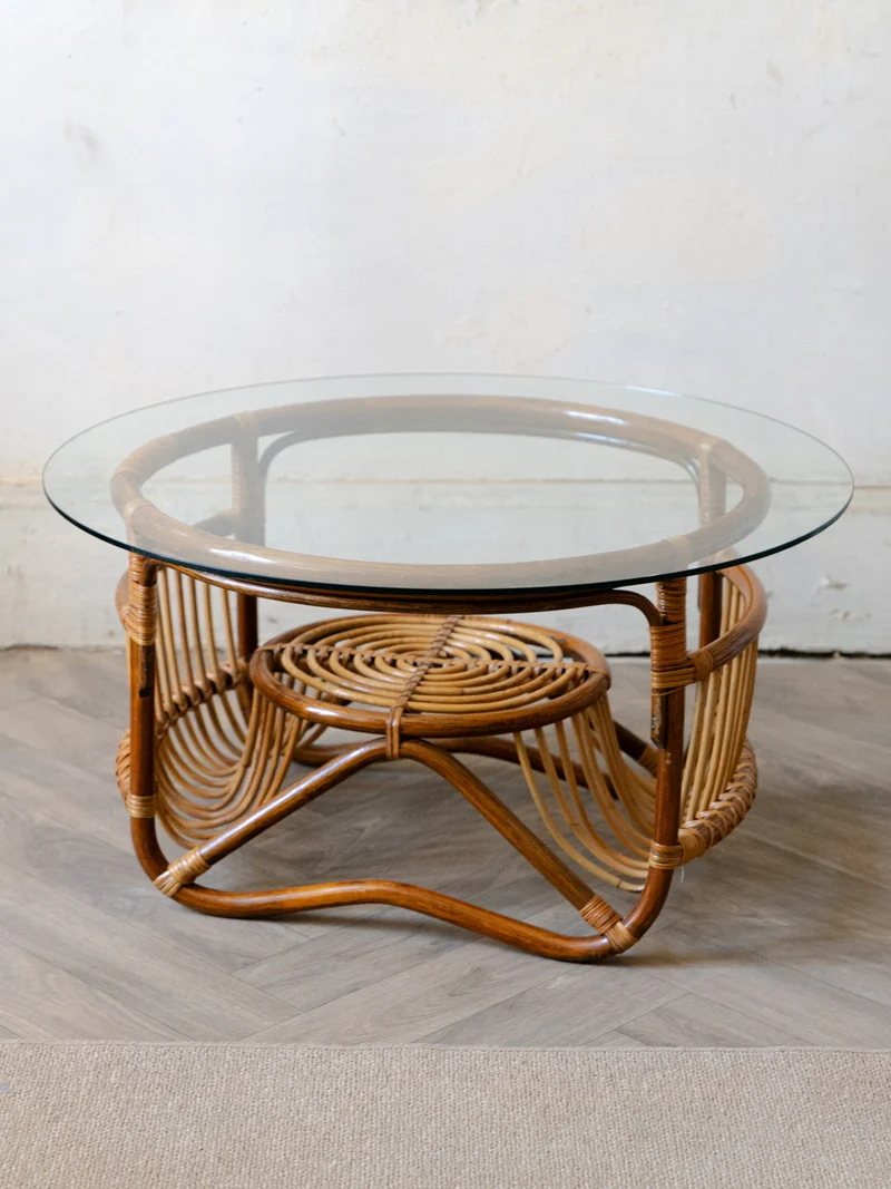 Léonie, la table basse ronde en verre et rotin N°983