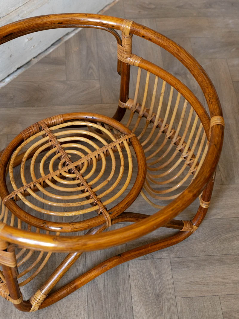Léonie, la table basse ronde en verre et rotin N°983