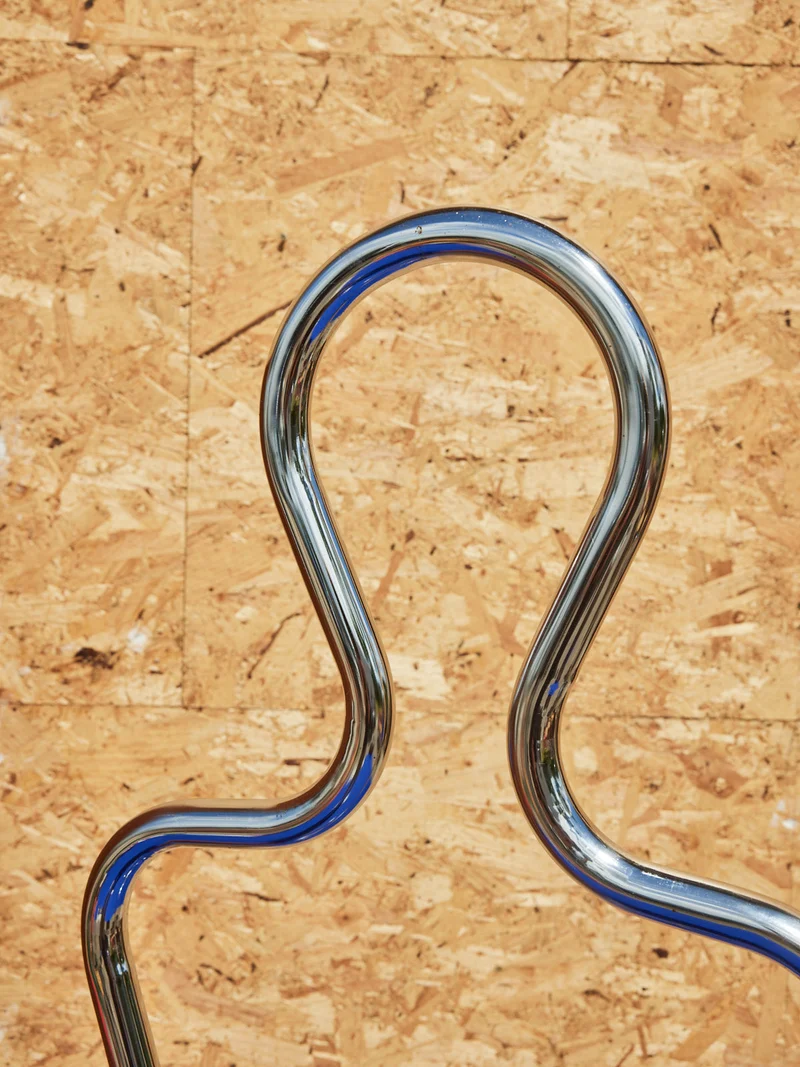 Charlie, le valet de chambre en chrome N°222