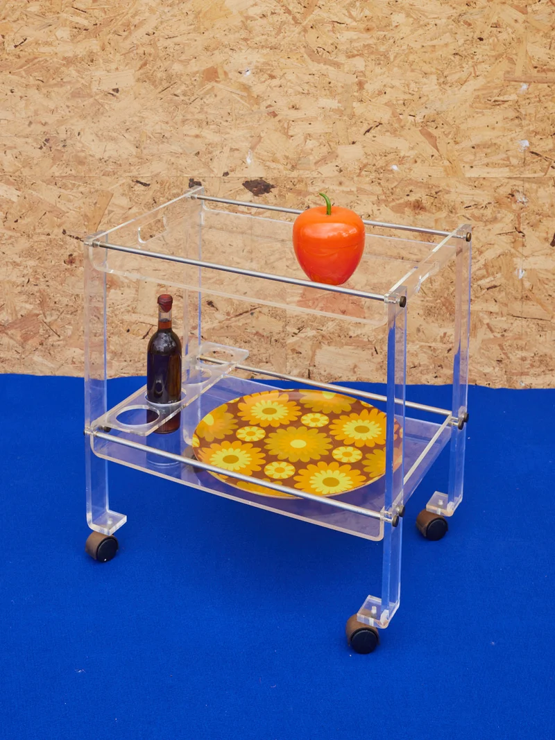 Anouk, la desserte en plexiglass N°327