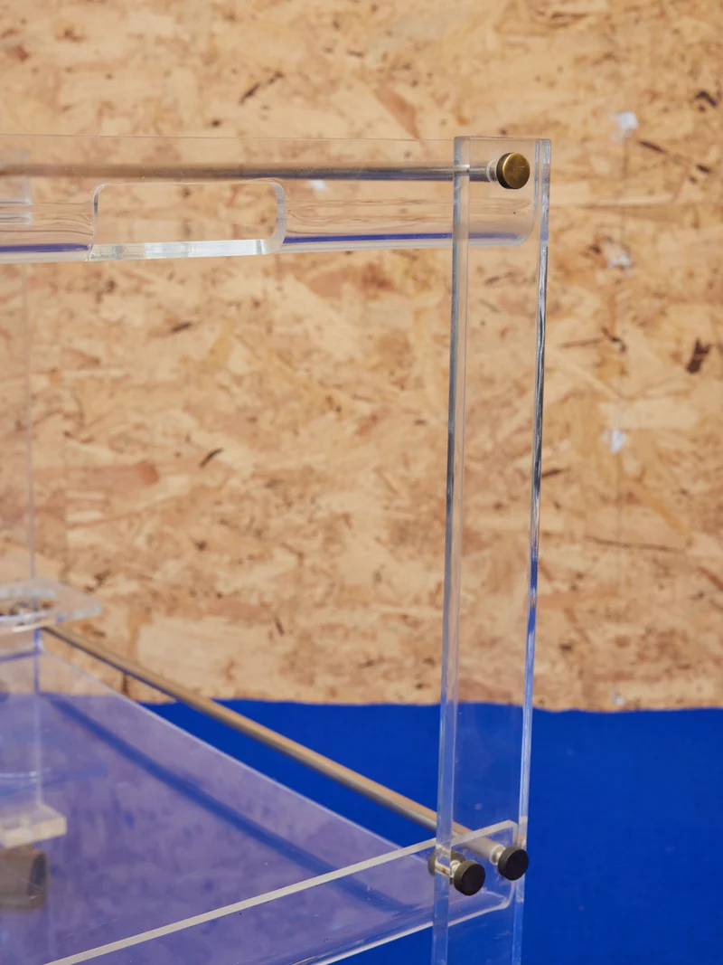 Anouk, la desserte en plexiglass N°327
