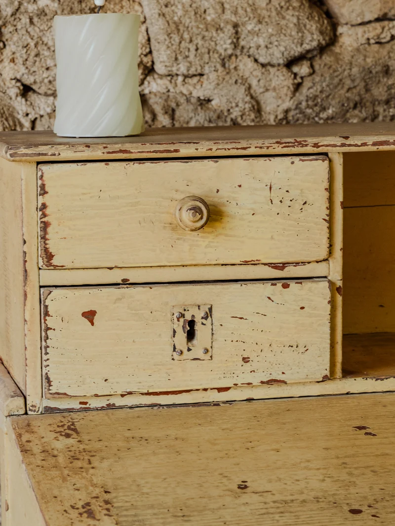Edouard, le secrétaire en bois jaune N°709