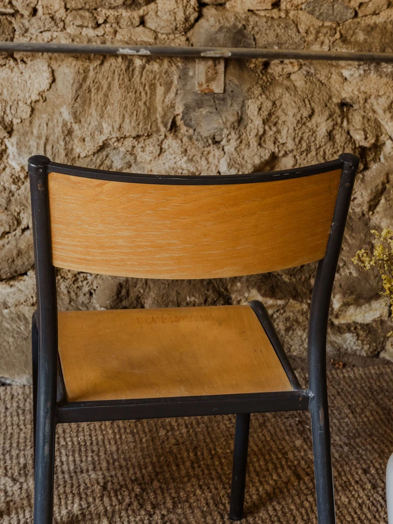 Claude, la paire de chaises en bois et métal N°1246