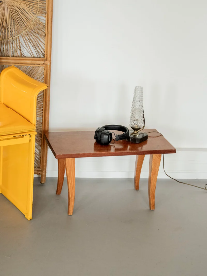 Léonie, la table basse fine en bois N°928