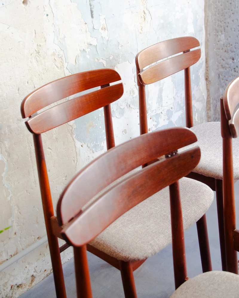 Alma, le lot de 4 chaises grain de café N°1534