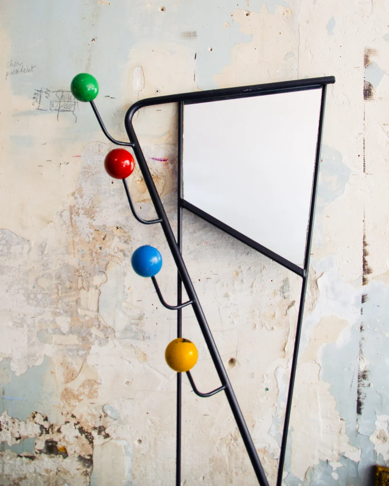 Charlie, le porte-manteau rétro coloré N°213