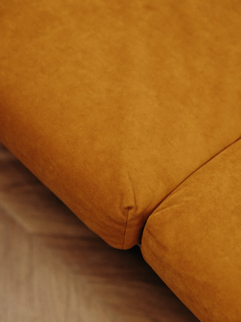 Clara, la banquette jaune moutarde day bed N°141