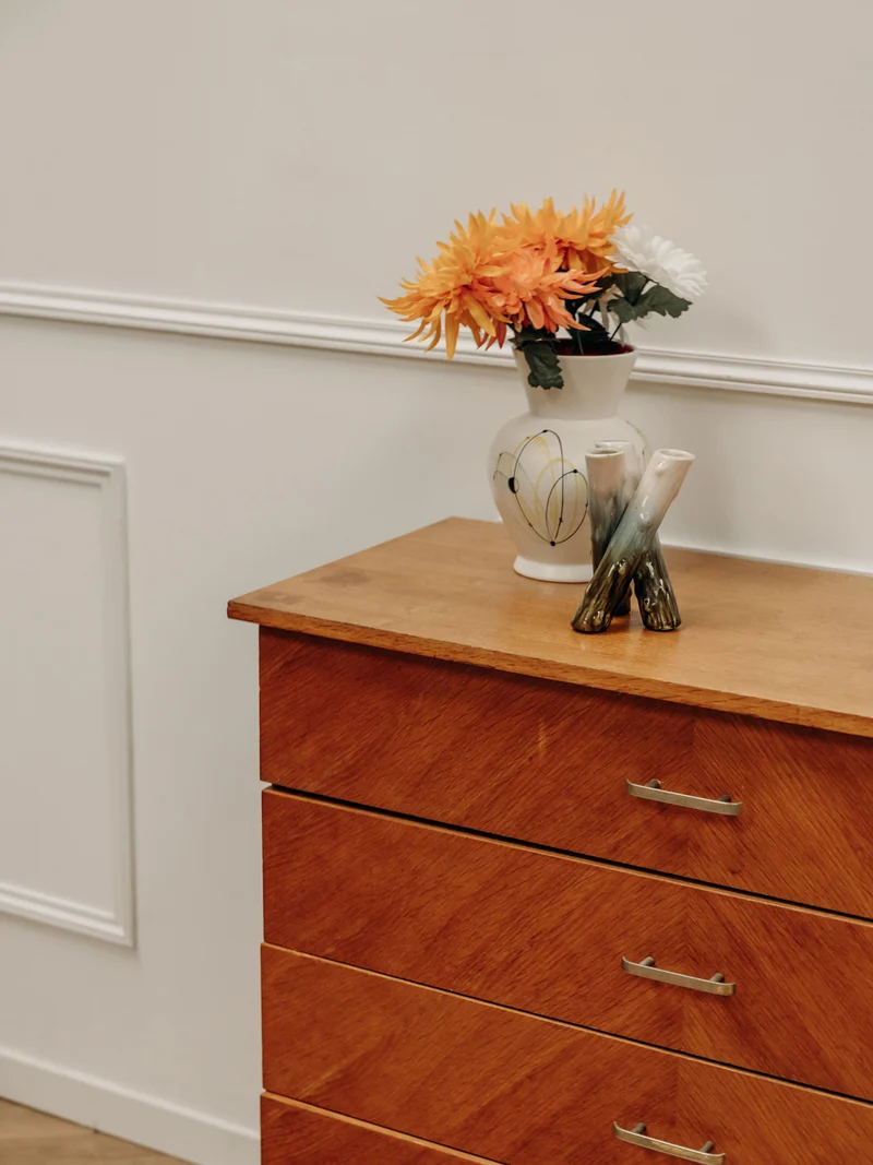 Olga, la commode au placage en bois N°465