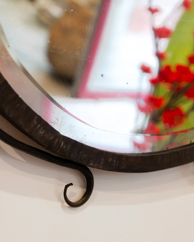 Georges, le miroir en métal N°1199