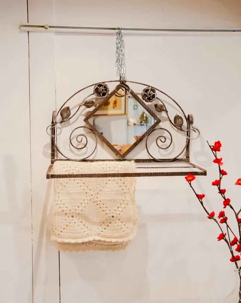 Georges, l'étagère miroir en fer forgé N°1200