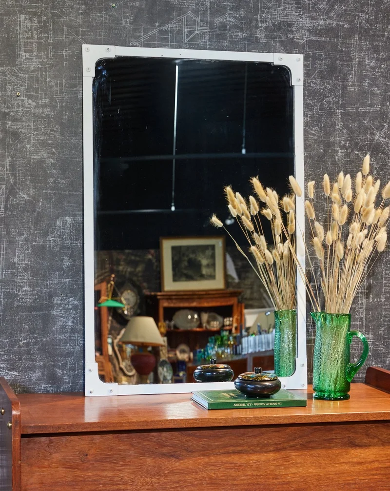 Igor, le miroir industriel en métal N°1068