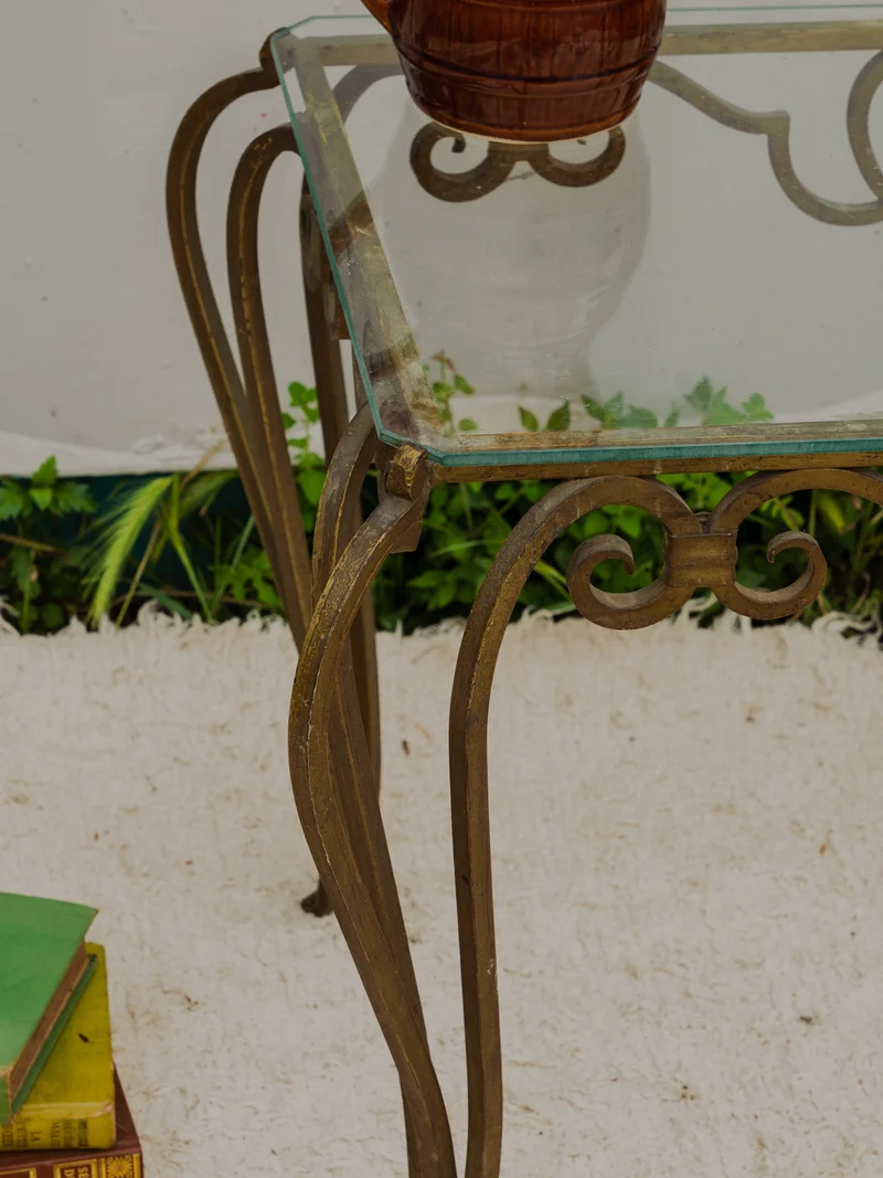 Francine, la table d'appoint en verre et fer N°975