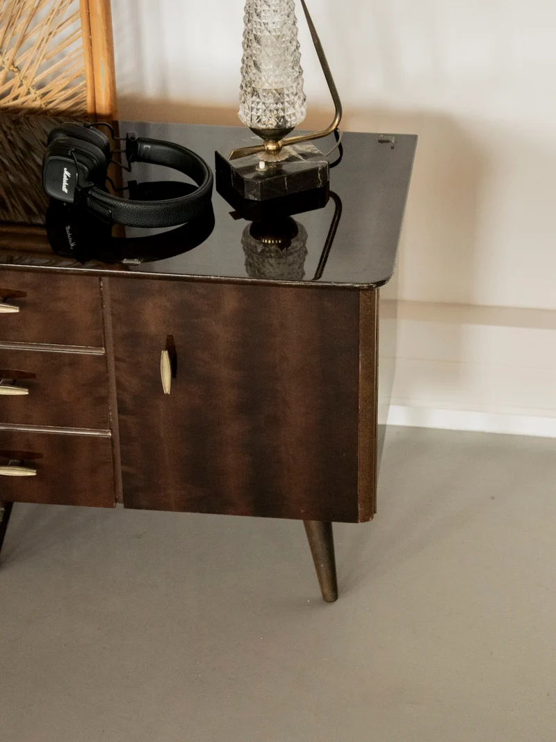 Maïa, la paire de tables de chevet noires N°1466