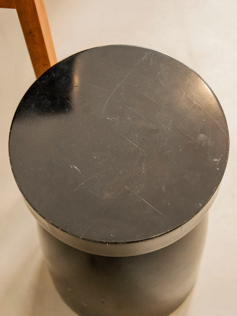 Axel, le tabouret en bois massif N°664