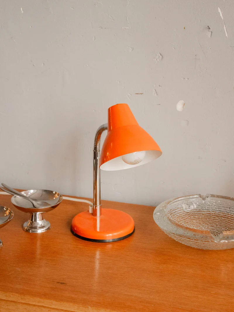 Julia, la lampe industrielle orange vive N°910