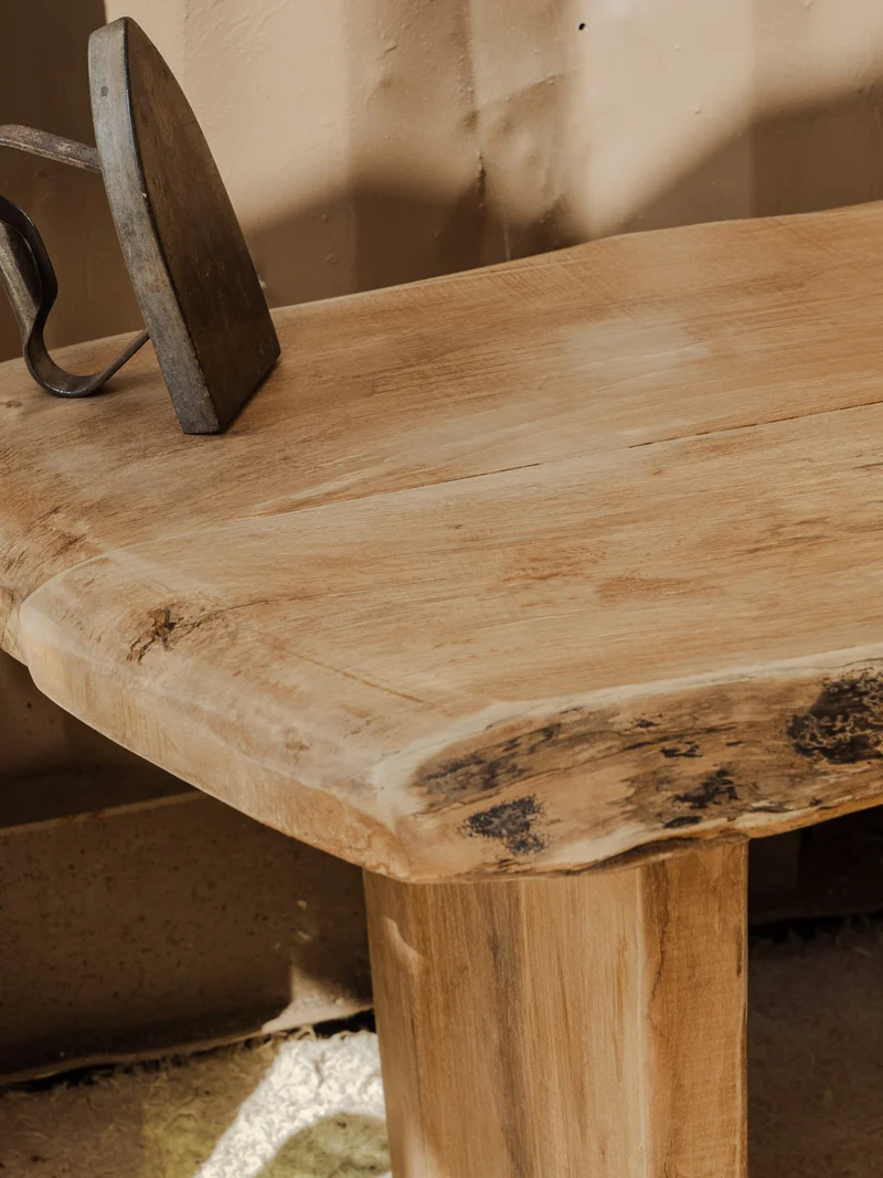 Léonie, la table basse en bois N°957
